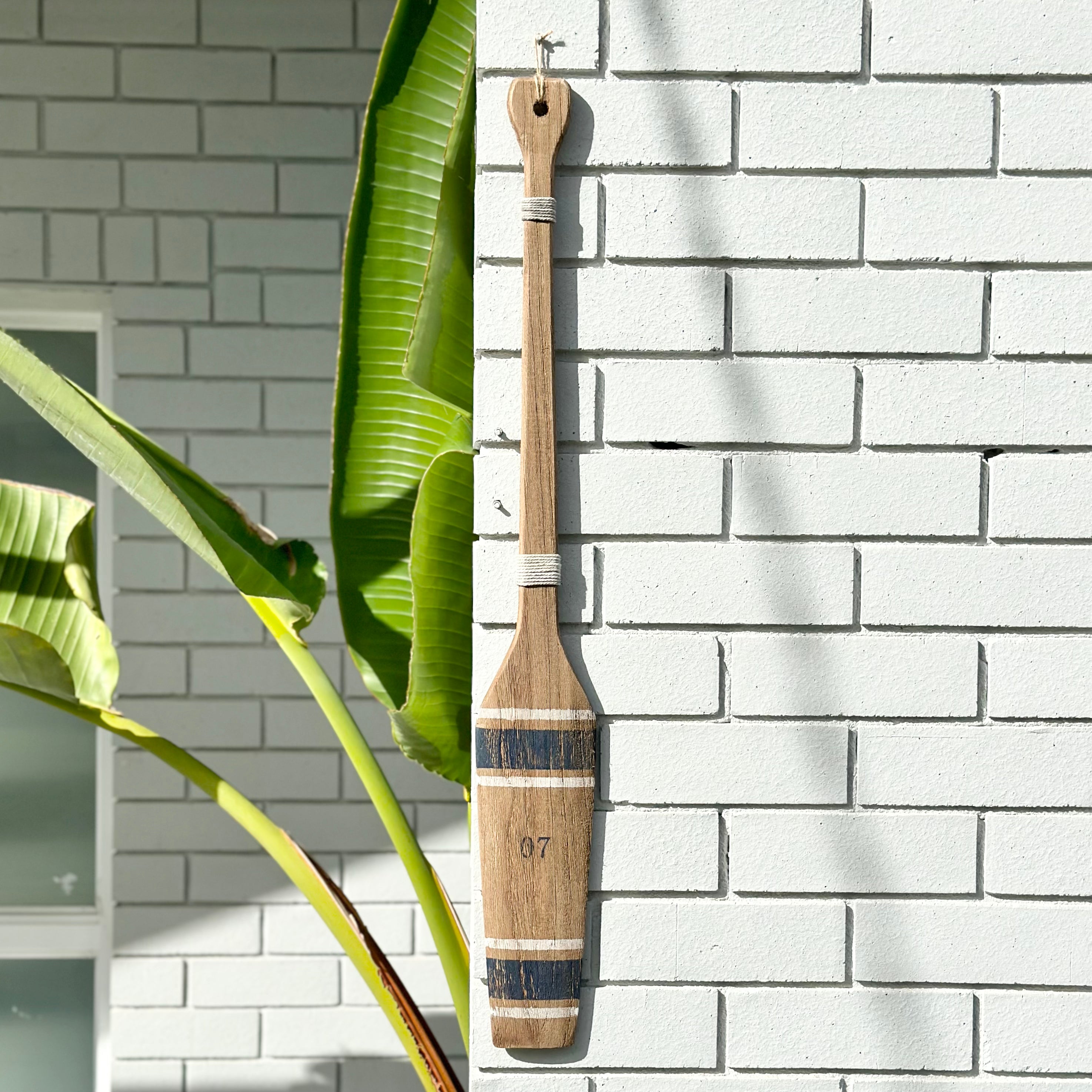 Rustic Hamptons Oar